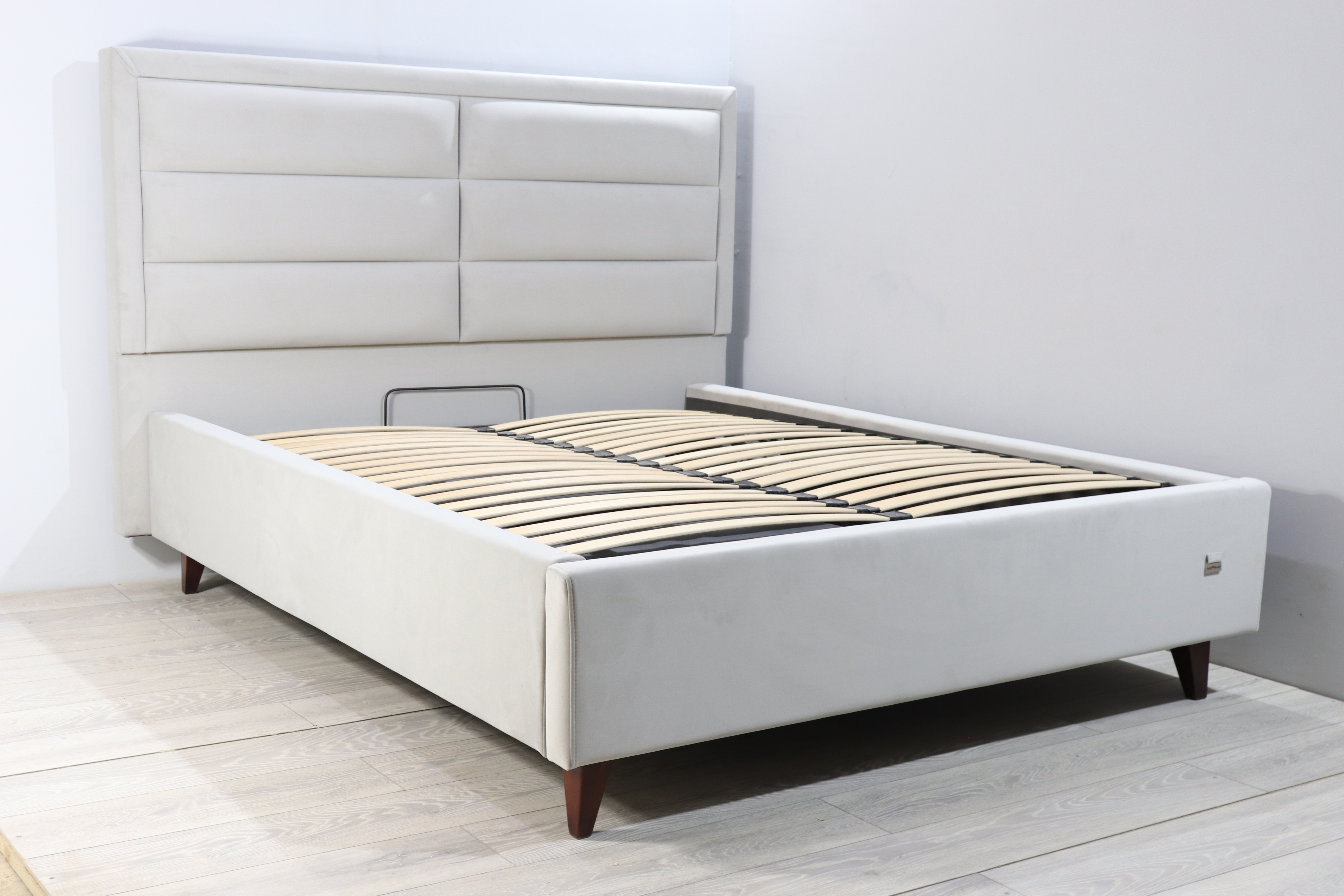 Cama Richman Orlando