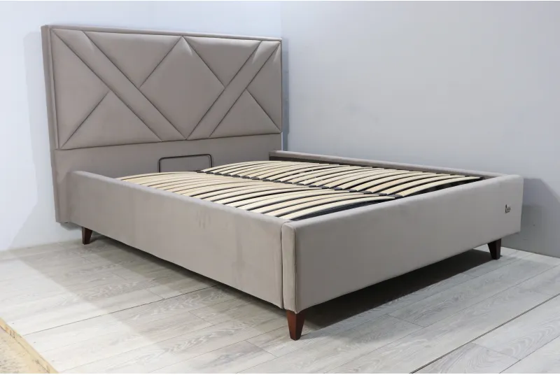 Cama Richman Victoria Cama Richman Victoria